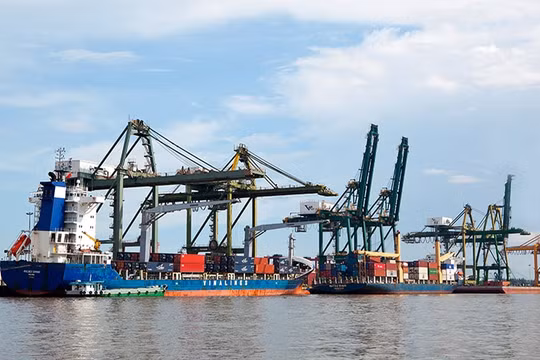 Doanh nghiệp cảng biển sợ "đứt gãy" hoạt động xuất nhập khẩu khi thành phố áp dụng Chỉ thị 16