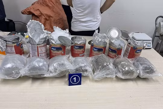 Thu giữ gần 36 kg ma túy được giấu trong các lô quà biếu nhập khẩu