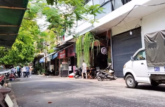 Khởi tố vụ án, bị can nhóm đối tượng nổ súng trước quán cơm từ thiện