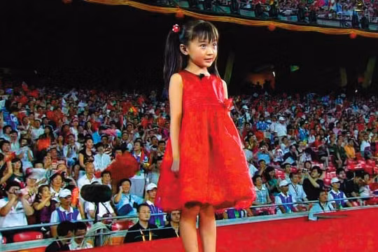 Lâm Diệu Khả 'cô bé Olympic' gây thất vọng lớn về nhan sắc ở tuổi 22