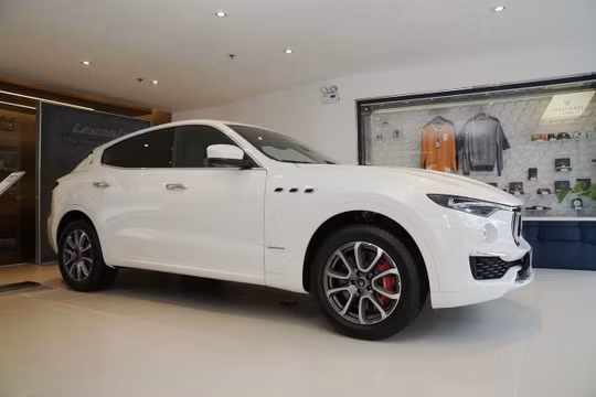 Maserati Levante Zegna PelleTessuta chính thức về Việt Nam