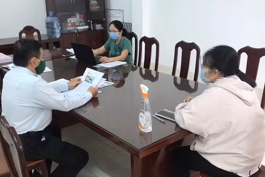 Công an TP Cần Thơ mời cô gái tung tin "giun đất trị Covid-19" lên làm việc