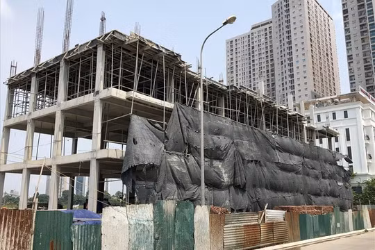 Hà Nội: Công trình xây dựng vùng 2, 3 được thi công trở lại