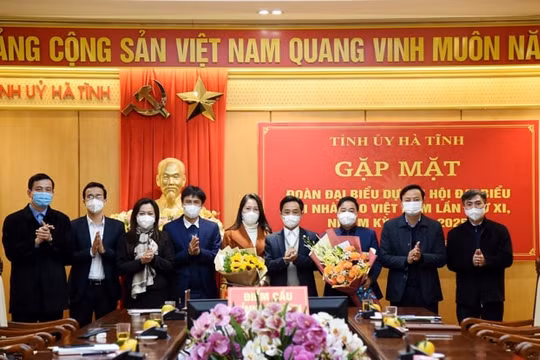 Gặp mặt đoàn đại biểu Hà Tĩnh dự Đại hội Hội Nhà báo Việt Nam lần thứ XI