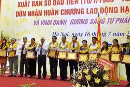 Bình chọn, tôn vinh "Gương sáng pháp luật"