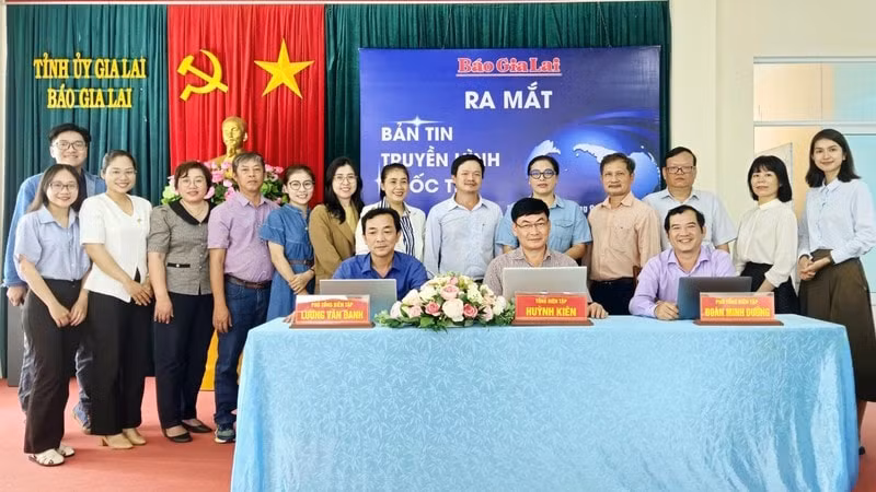 bao gia lai ra mat ban tin truyen hinh quoc te hinh 1