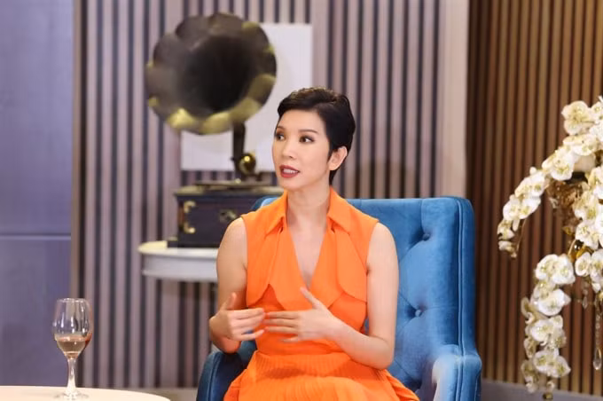 Siêu mẫu Xuân Lan có dịp chia sẻ về cuộc sống hôn nhân với ông xã hiện tại của mình trong chương trình 