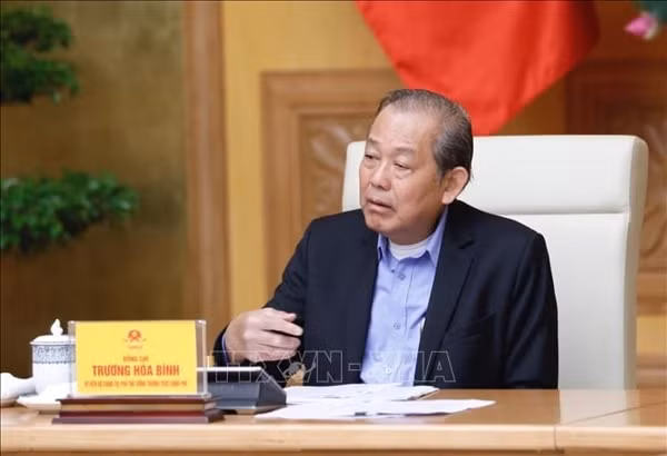 Phó Thủ tướng Trương Hòa Bình, Trưởng Ban Chỉ đạo chủ trì phiên họp. Ảnh: TTXVN