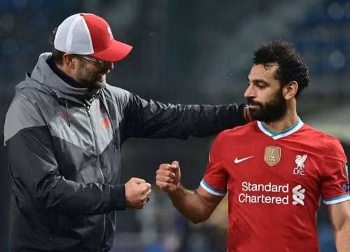 Klopp lên tiếng về vụ lùm xùm băng đội trưởng của Salah
