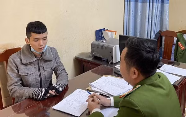 Đối tượng Võ Ngoc Trung tại cơ quan công an
