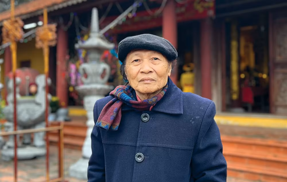 nhac si doan bong nguoi hat tinh ca khong tuoi hinh 1