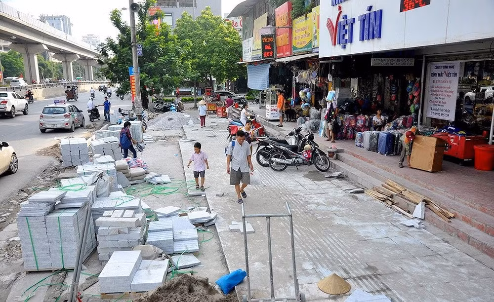 ha noi dung hoat dong thi cong via he dao duong dip tet nguyen dan 2024 hinh 1