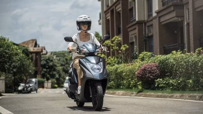 can canh huyen thoai honda spacy 125 2024 hinh 4