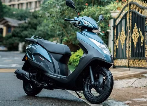 can canh huyen thoai honda spacy 125 2024 hinh 3