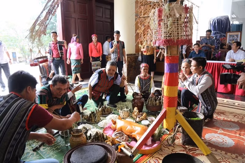 le mung com moi cua nguoi bru van kieu la di san van hoa phi vat the quoc gia hinh 2