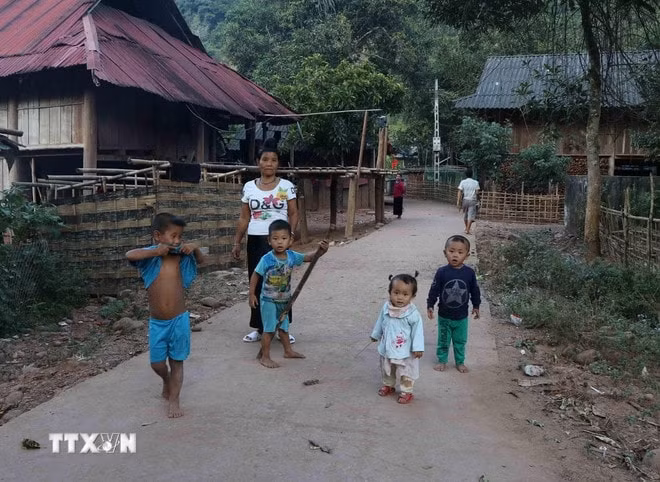 dan-toc-kho-khan2.jpg