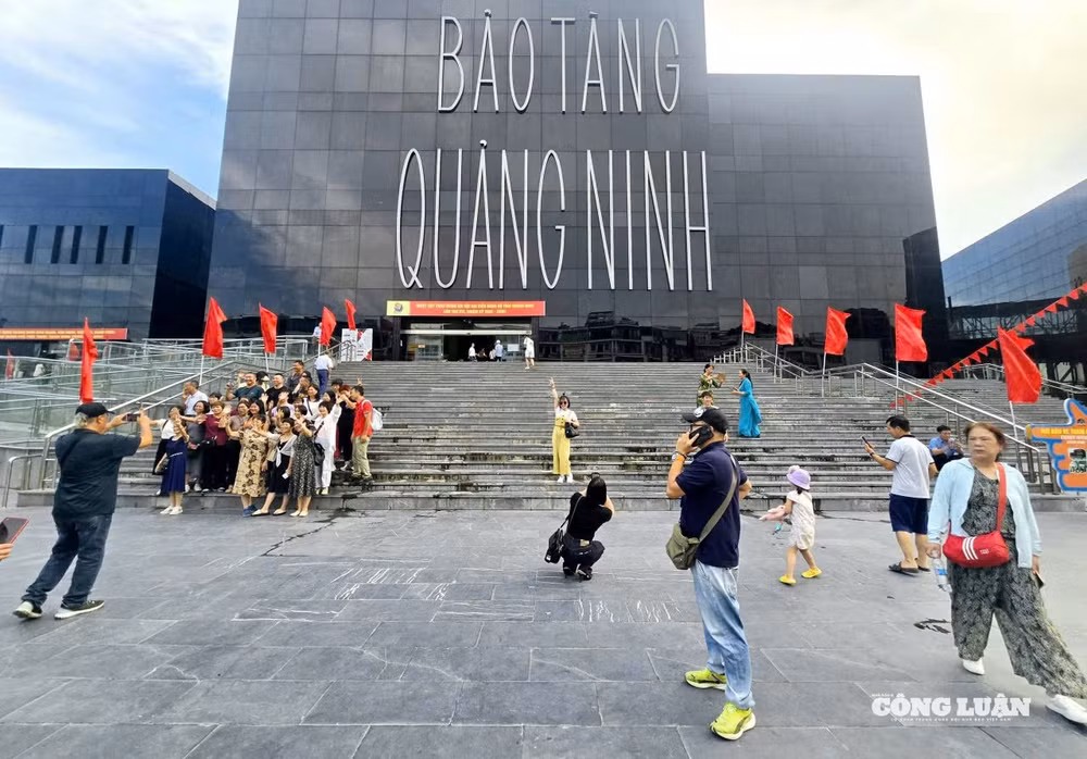 quang-ninh-sap-sep-than-toc-bo-may-2.jpg
