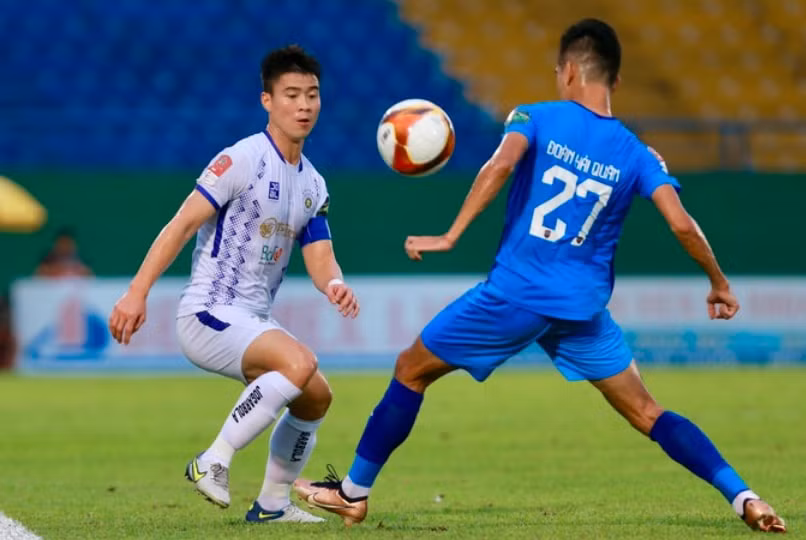 van tung ghi ban ha noi fc thoat thua truoc becamex binh duong hinh 4