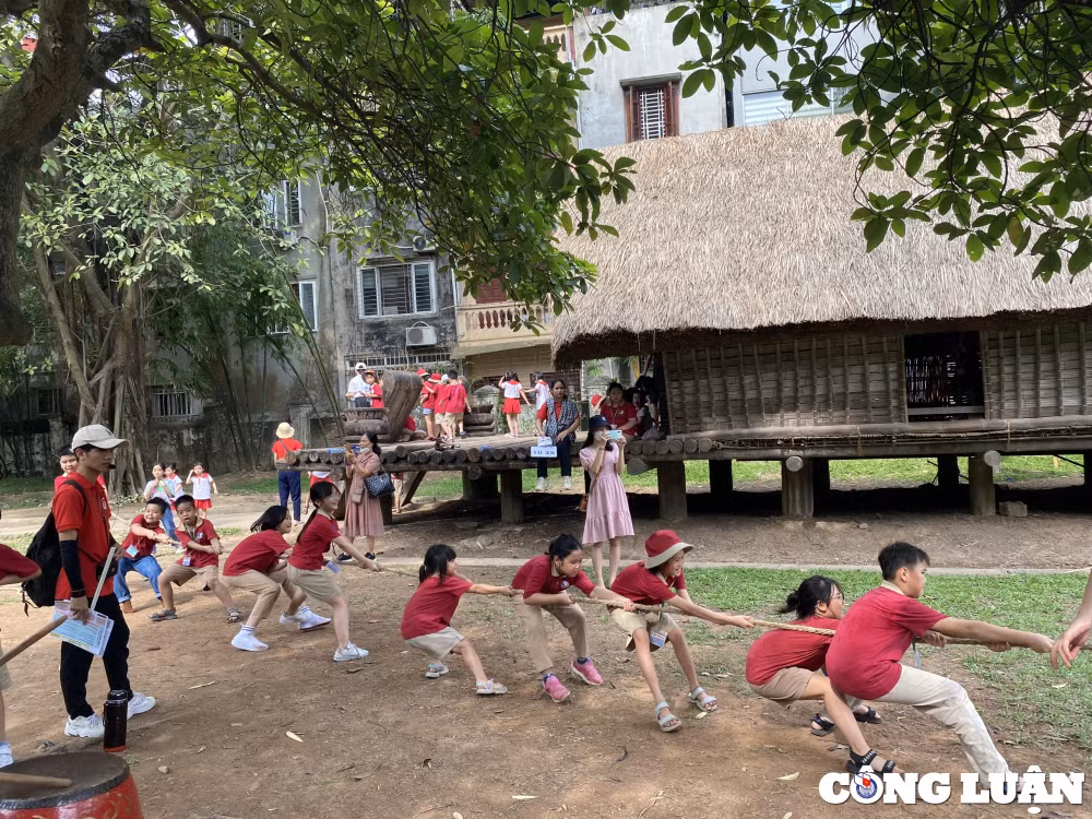 cung cac con kham pha di san van hoa trong dip tet thieu nhi 1 6 hinh 3