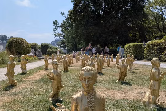 Triển lãm tượng Mozart ở Áo phải đóng cửa sớm vì mất trộm hàng loạt