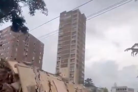 Động đất kép mạnh nhất hơn một thế kỷ tàn phá Venezuela