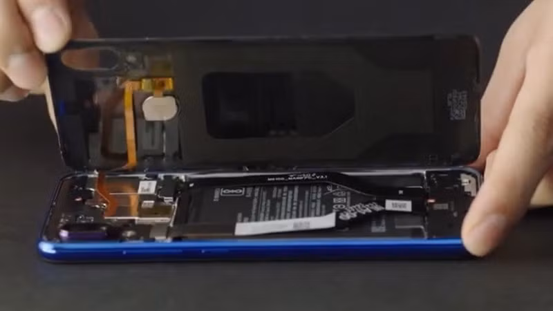 "Mổ bụng" Redmi Note 7.