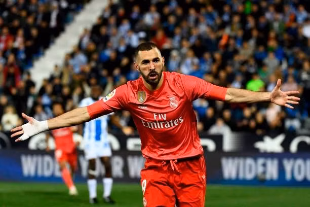 Benzema tiếp tục cho thấy phong độ ấn tượng khi nổ súng giúp Real thoát thua. Ảnh: Getty
