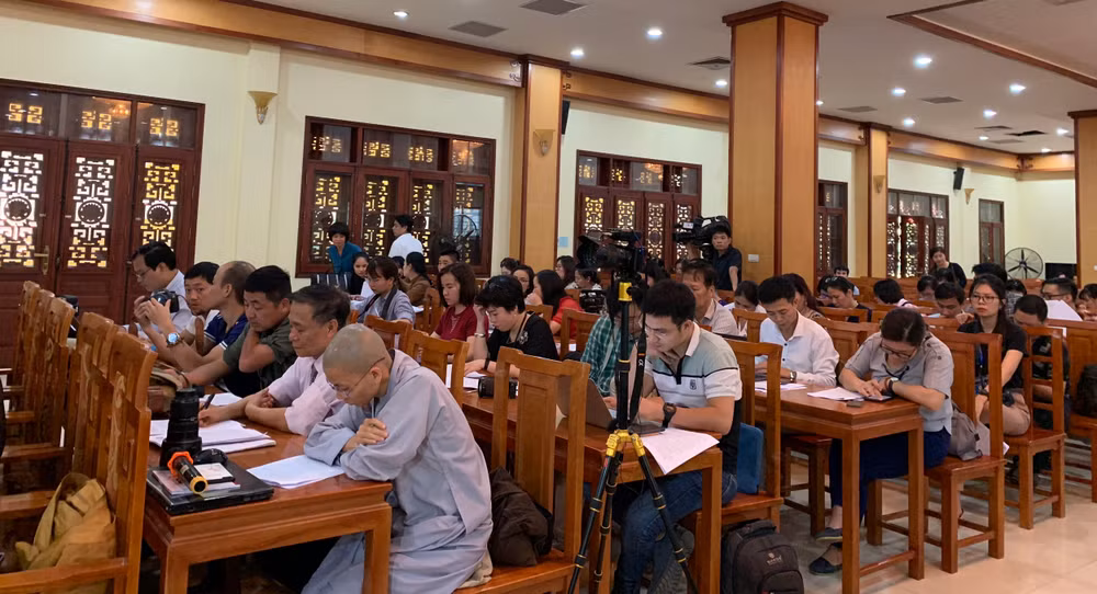 Vesak 2019 thu hút sự quan tâm đặc biệt của giới truyền thông. Ảnh: Hoàng Dương