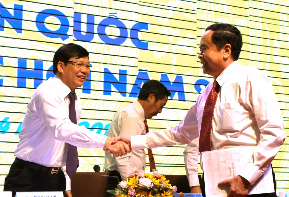 Đồng chí Trần Thanh Mẫn - Bí thư TƯ Đảng, Chủ tịch UBTƯ MTTQ Việt Nam đến dự và phát biểu chỉ đạo Hội nghị. Ảnh: Quốc Trung.