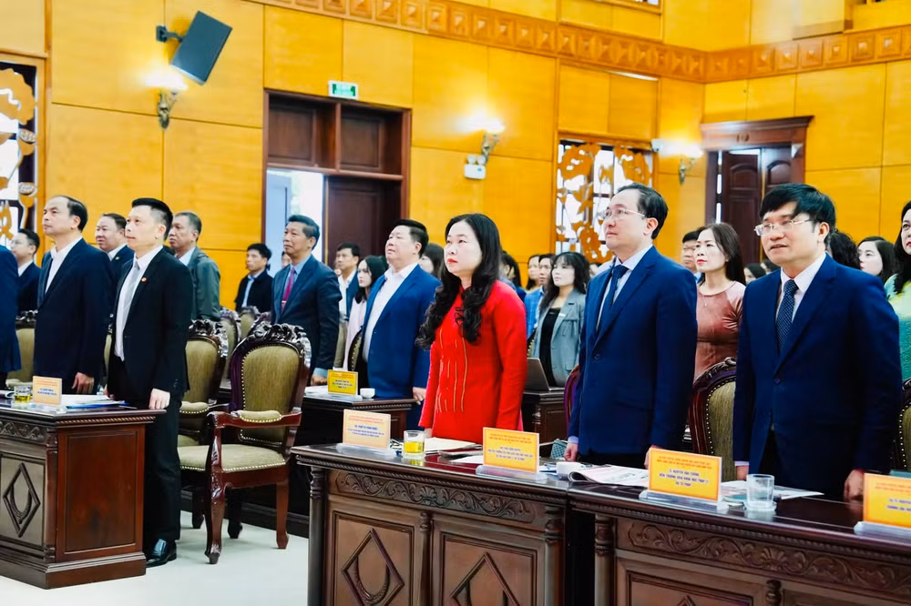 Các đại biểu tham dự Tọa đàm