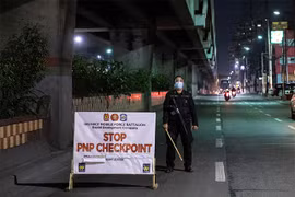Philippines tăng cường lệnh giới nghiêm ban đêm ở Manila