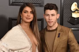 Những người đẹp nổi tiếng và giàu có ở Bollywood