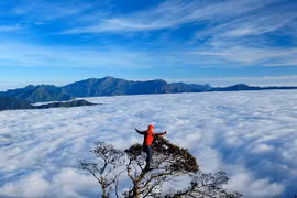 Ngắm thiên đường mây Tà Xùa