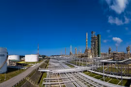 Lọc dầu Dung Quất hoạt động an toàn, ổn định trong Tết Tân Sửu 2021