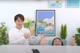 Thơ Nguyễn trở lại sau khi bị tẩy chay vì "xin vía" búp bê