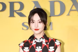 Scandal của Trịnh Sảng khiến cổ phiếu Prada rớt giá