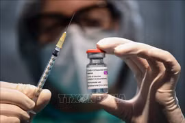 Vaccine Covid-19: Cho nhau một niềm tin