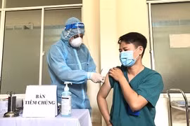 Đà Nẵng tiêm vaccine COVID-19 cho hơn 46.000 người trong nửa đầu năm 2021