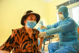 Hà Nội vừa được phân bổ thêm gần nửa triệu liều vắc xin Vero Cell