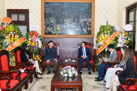 Hội Nhà báo Việt Nam chúc mừng 70 năm Báo Nhân Dân ra số đầu