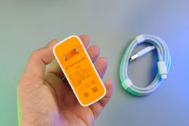 Vivo trình làng củ sạc 120W có kích thước siêu nhỏ bằng lòng bàn tay