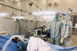 Tỷ lệ người mắc COVID-19 chưa tiêm vắc xin tử vong chiếm khoảng 40% tại Bình Dương