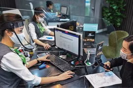Lợi nhuận ngân hàng năm 2021 sẽ bị ảnh hưởng do dịch bệnh Covid - 19, nợ xấu tăng?