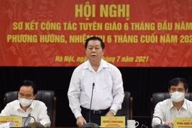 Tăng cường đấu tranh, phản bác các thông tin, luận điệu tuyên truyền xuyên tạc, phản động về việc phòng, chống dịch