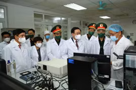 Gần 10 ngàn người an toàn sau khi tiêm thử nghiệm vắc xin Nanocovax