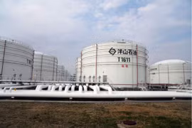 Mỹ - Trung thảo luận về việc giải phóng dự trữ dầu, đe dọa OPEC