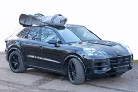 Porsche Cayenne 2022 lần đầu lộ diện