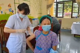 Quảng Ninh nỗ lực đạt miễn dịch cộng đồng trong năm 2021