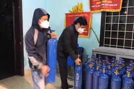 Hội Doanh nhân trẻ Việt Nam triển khai mô hình ATM ô xy hỗ trợ điều trị F0 tại Huế