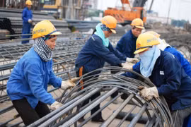 Hơn 3 triệu người đang đối diện với nguy cơ mất việc làm